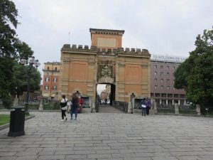 Porta Galliera en Bolonia