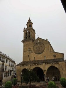 Iglesia de San Lorenzo desde el bus