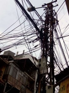 Tendido eléctrico en Hanoi