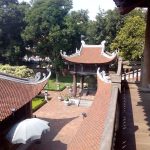 Tejados del templo desde el Altar de Confucio en Hanoi
