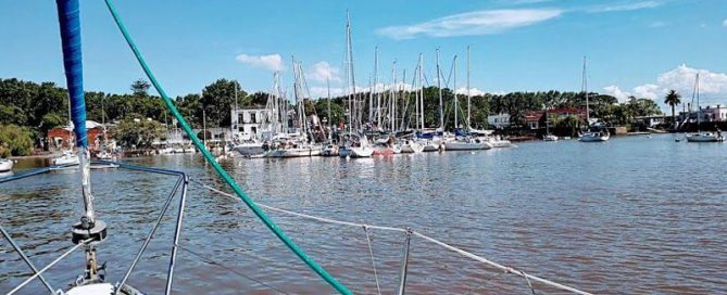 Llegando a Colonia del Sacramento