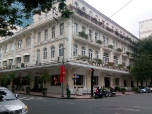 Fachada Hotel Continental en Ho Chi Minh