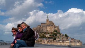 Haciendo postales de Saint Michel