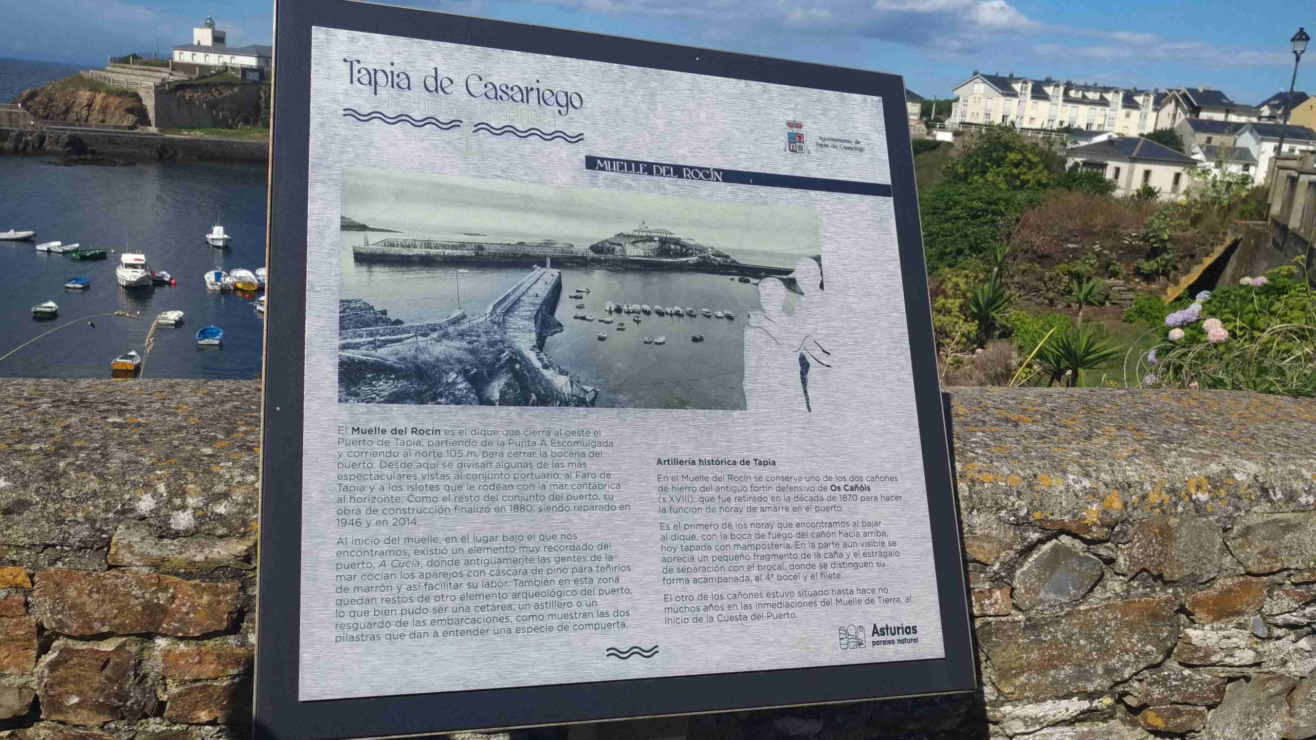 Tapia de Casariego en la marina occidental asturiana