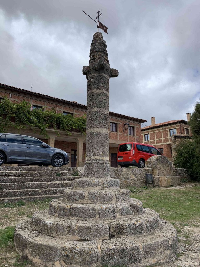 Calatañazor una guía de arte e historia