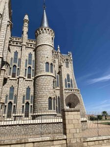 Astorga y su Palacio Episcopal