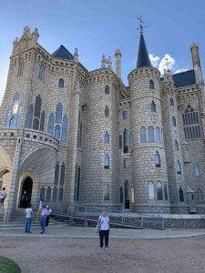 Astorga y su Palacio Episcopal