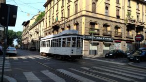 Milán