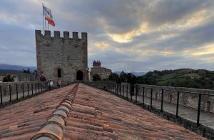 San Vicente de la Barquera Iglesia y Castillo