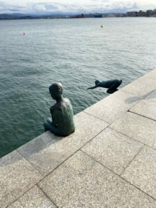 Trs monumentos en Santander