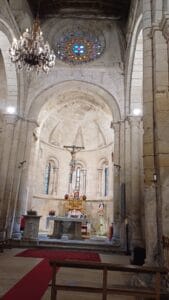 Interior de Santa María de Augas Santas