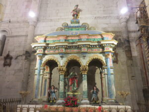 Sepulcro de Santa Mariña