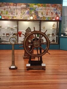 Timón en el Museo do Mar de San Cibrao