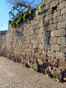 Rúa Entreascercas en Allariz