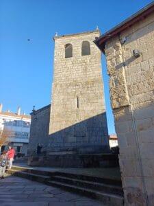 Torre campanario de la Iglesia de San Pedro en Allariz