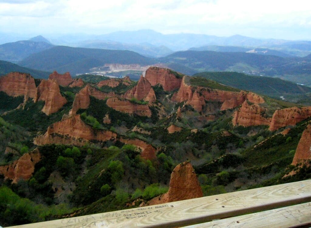 Vista desde el mirador de Orellán Vista desde el mirador de Orellán