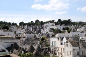 Trulli de Alberobello desde el Belvedere Santa Lucía